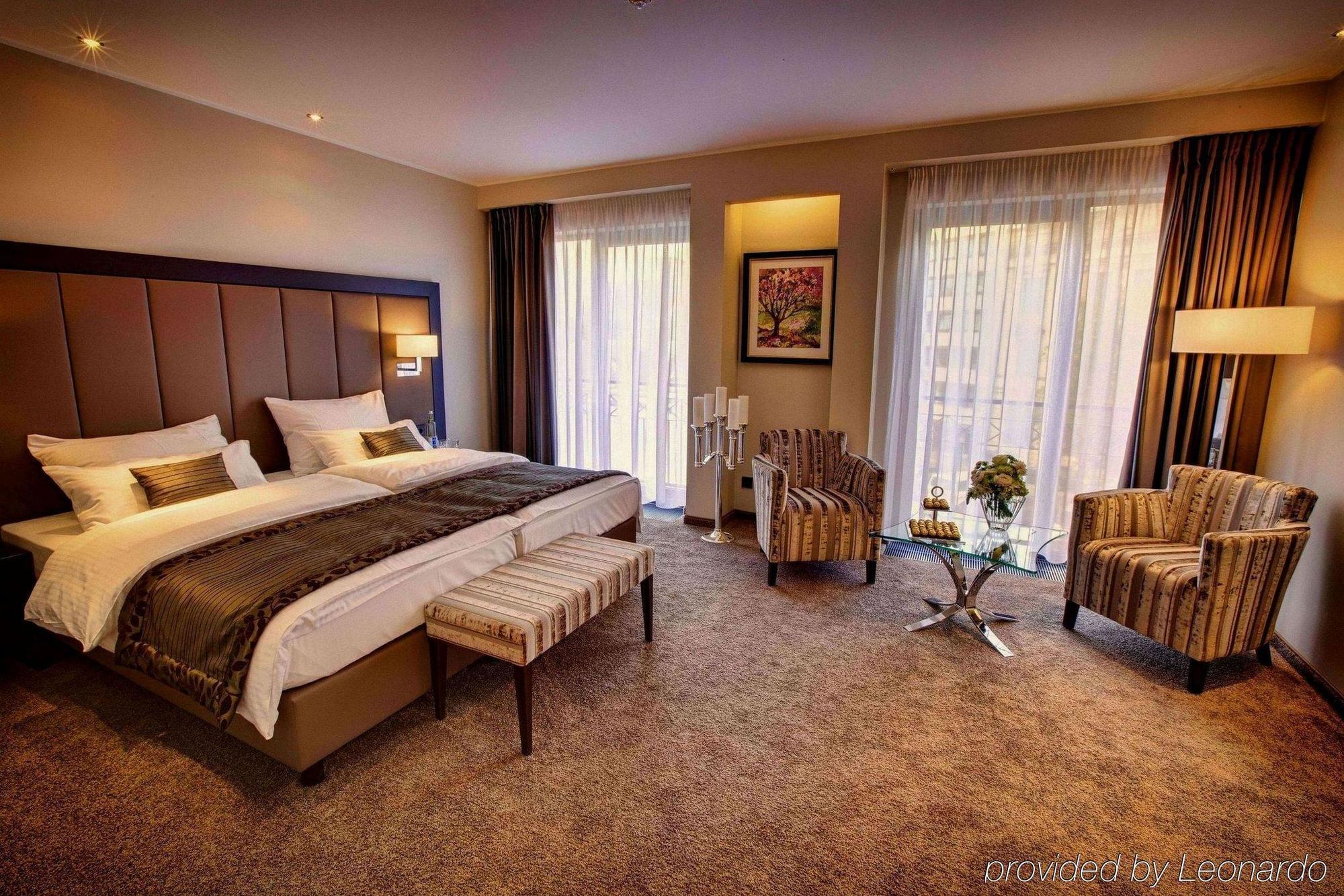 Hotel Favor Düsseldorf Dış mekan fotoğraf